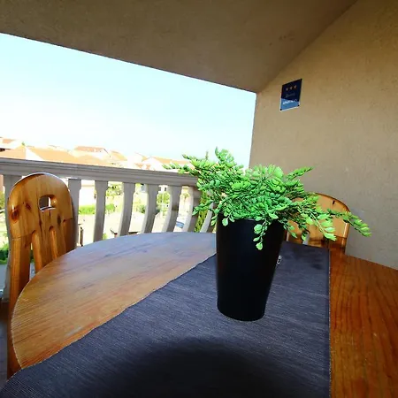 Apartment Vodice Isabell *